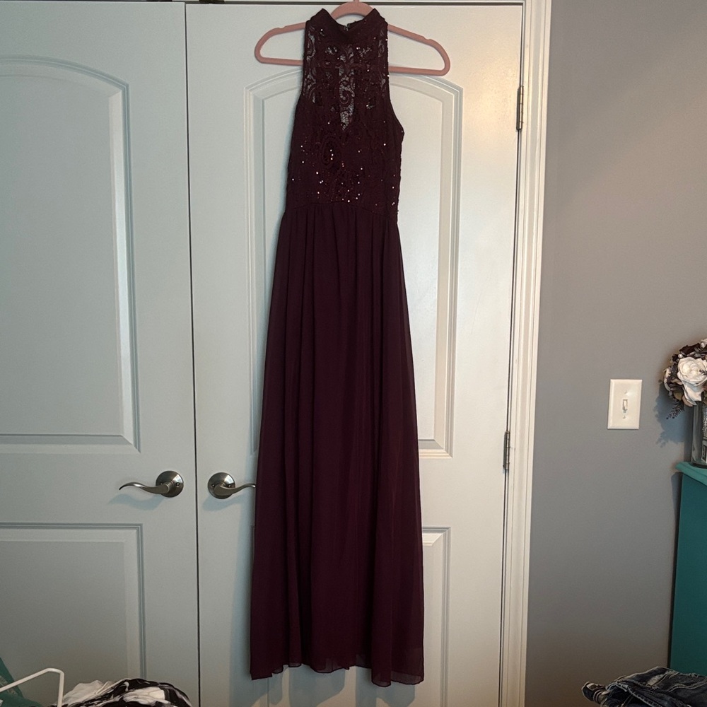 Xtraordinary Burgundy Lace Maxi Dress
